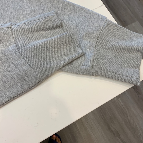 H&M  Mens sweatpants - Picture 3 of 4